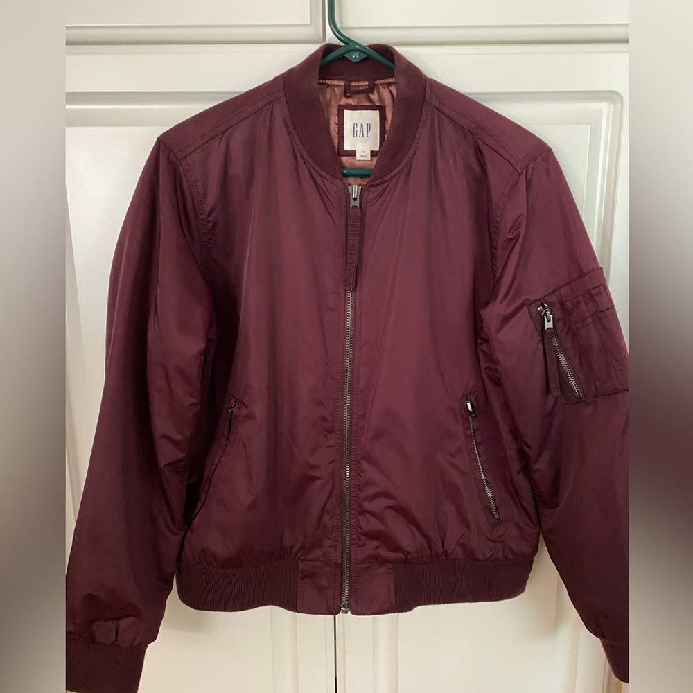 Gap Woman’s Bomber Jacket .  Size Small . Burgundy color.